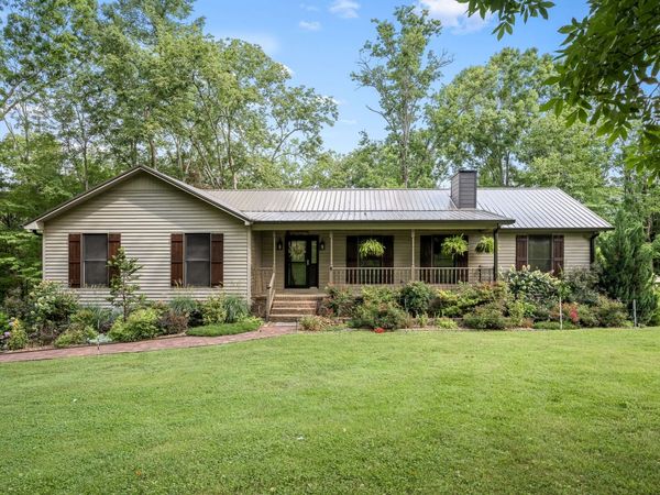 812 Tanglewood Dr , Woodbury, TN 37190