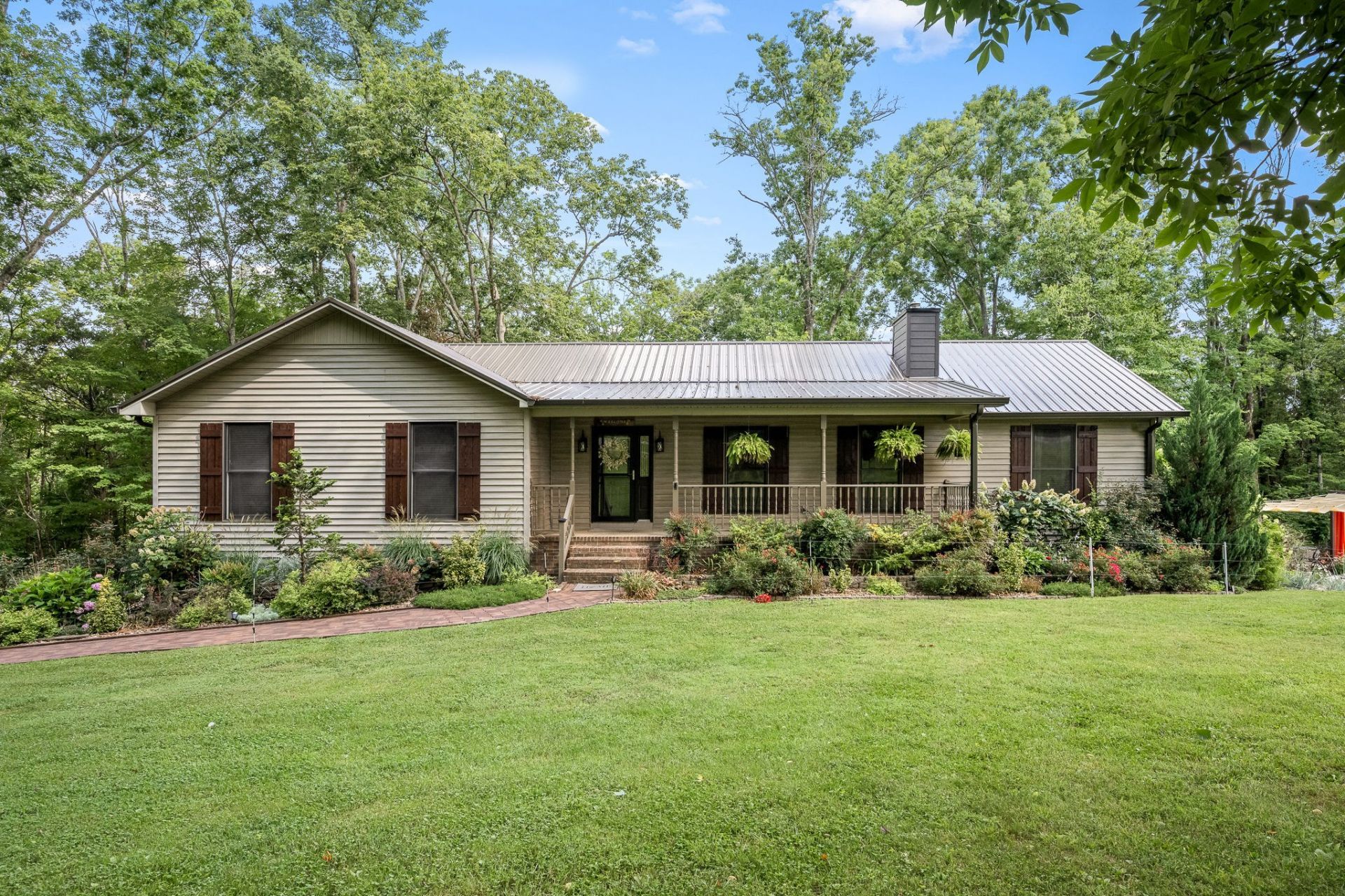 812 Tanglewood Dr, Woodbury, TN 37190 Main Photo