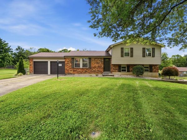 7660 Topridge Drive, West Chester, OH 45069