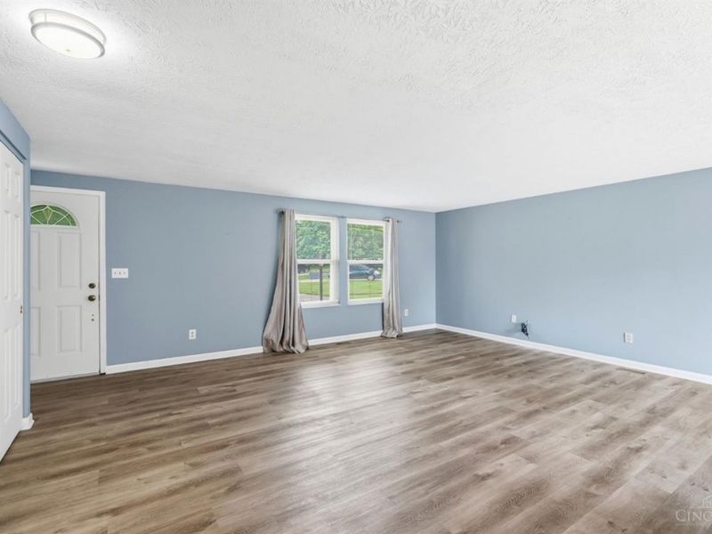 7660 Topridge Drive, West Chester, OH 45069 Photo 9