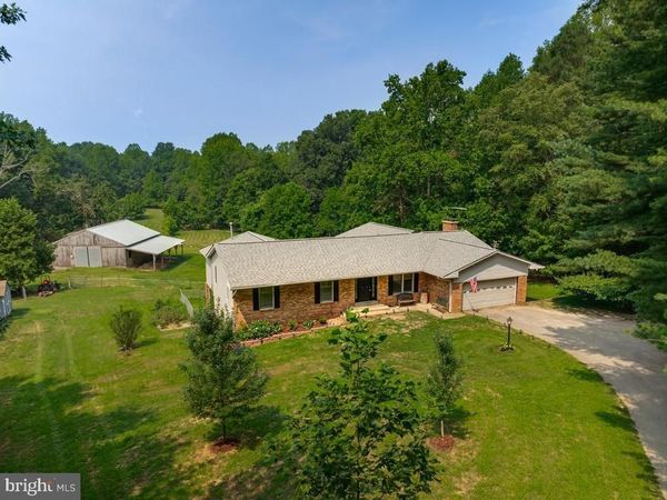 200 M F BOWEN ROAD, HUNTINGTOWN, MD 20639