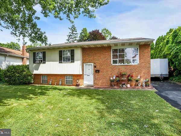 6250 HUNTINGDON STREET, HARRISBURG, PA 17111