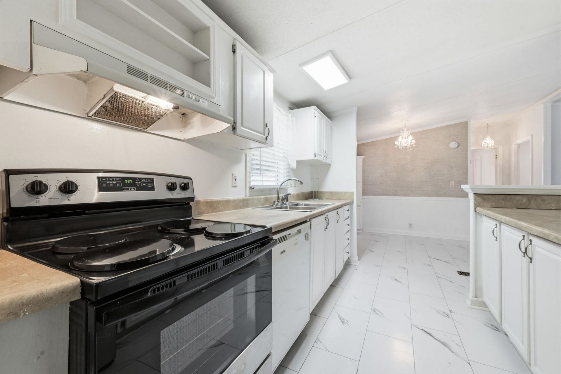 8011 Mclamb Dr. Photo 18
