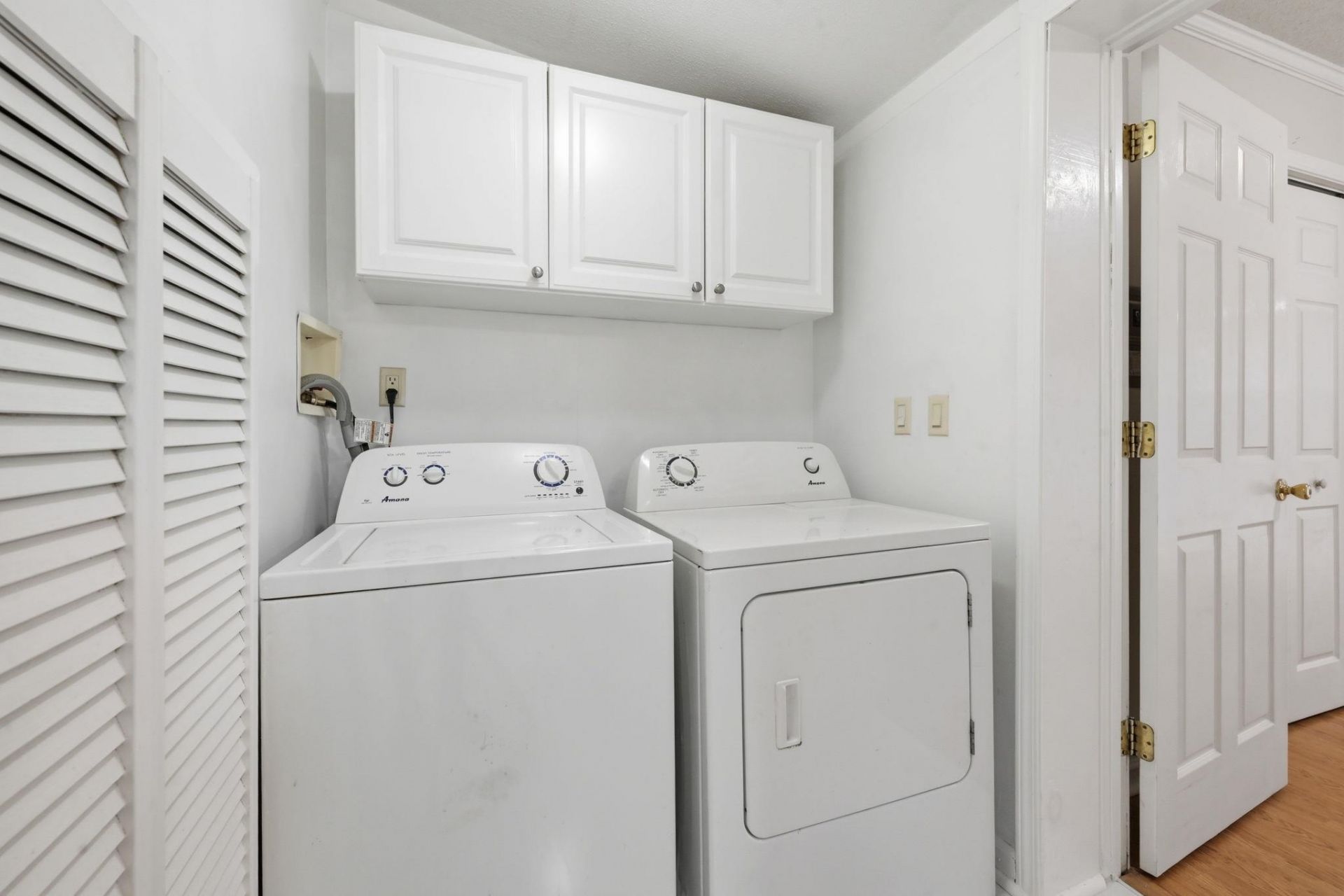 8011 Mclamb Dr. Photo 21