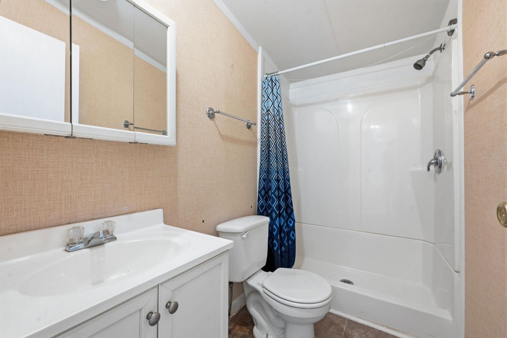 8011 Mclamb Dr. Photo 24