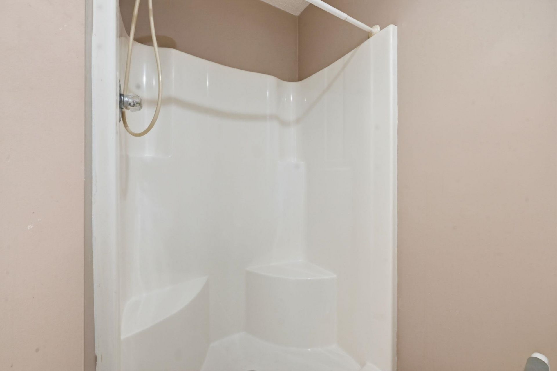 8011 Mclamb Dr. Photo 33