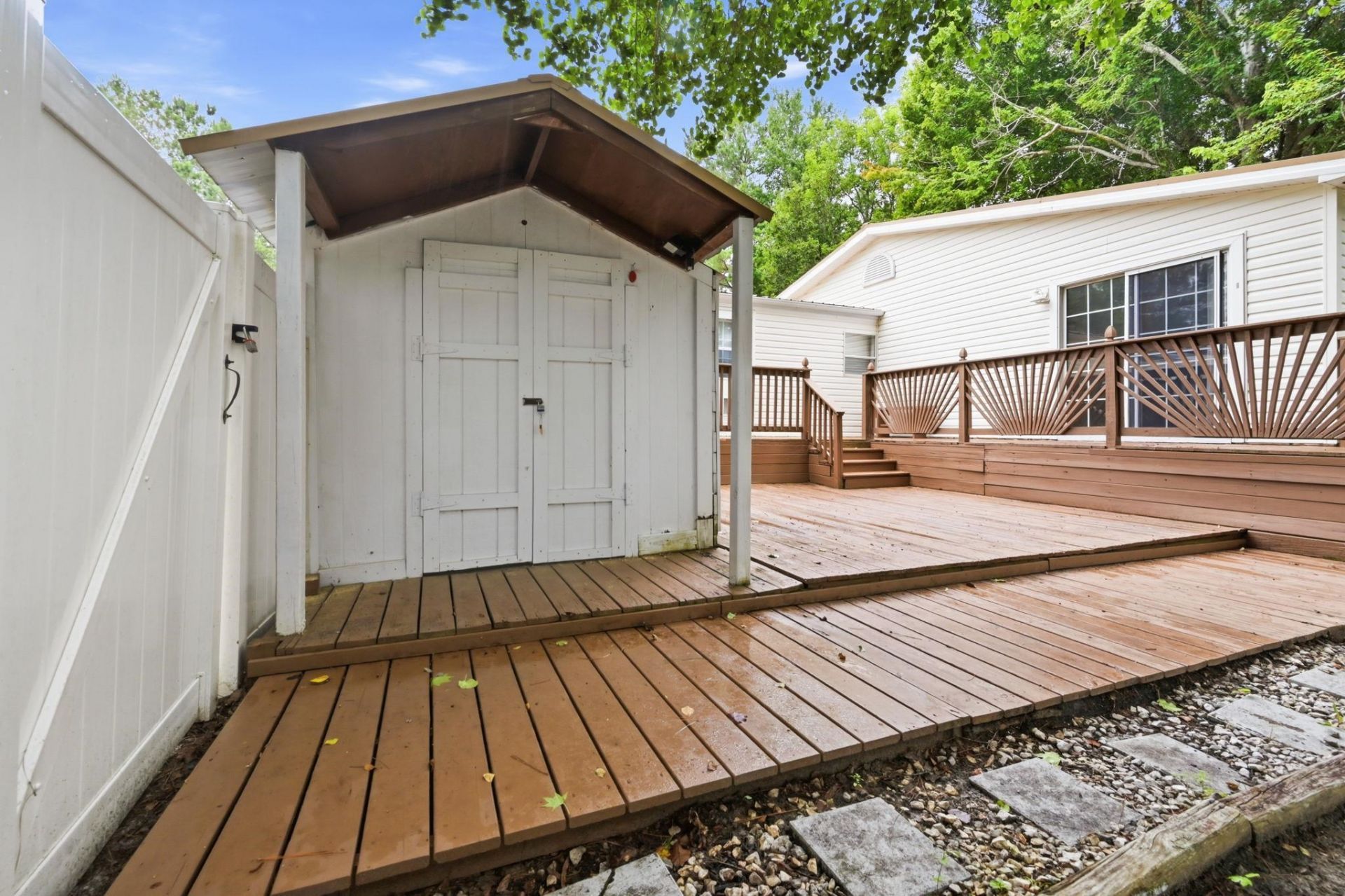 8011 Mclamb Dr. Photo 39