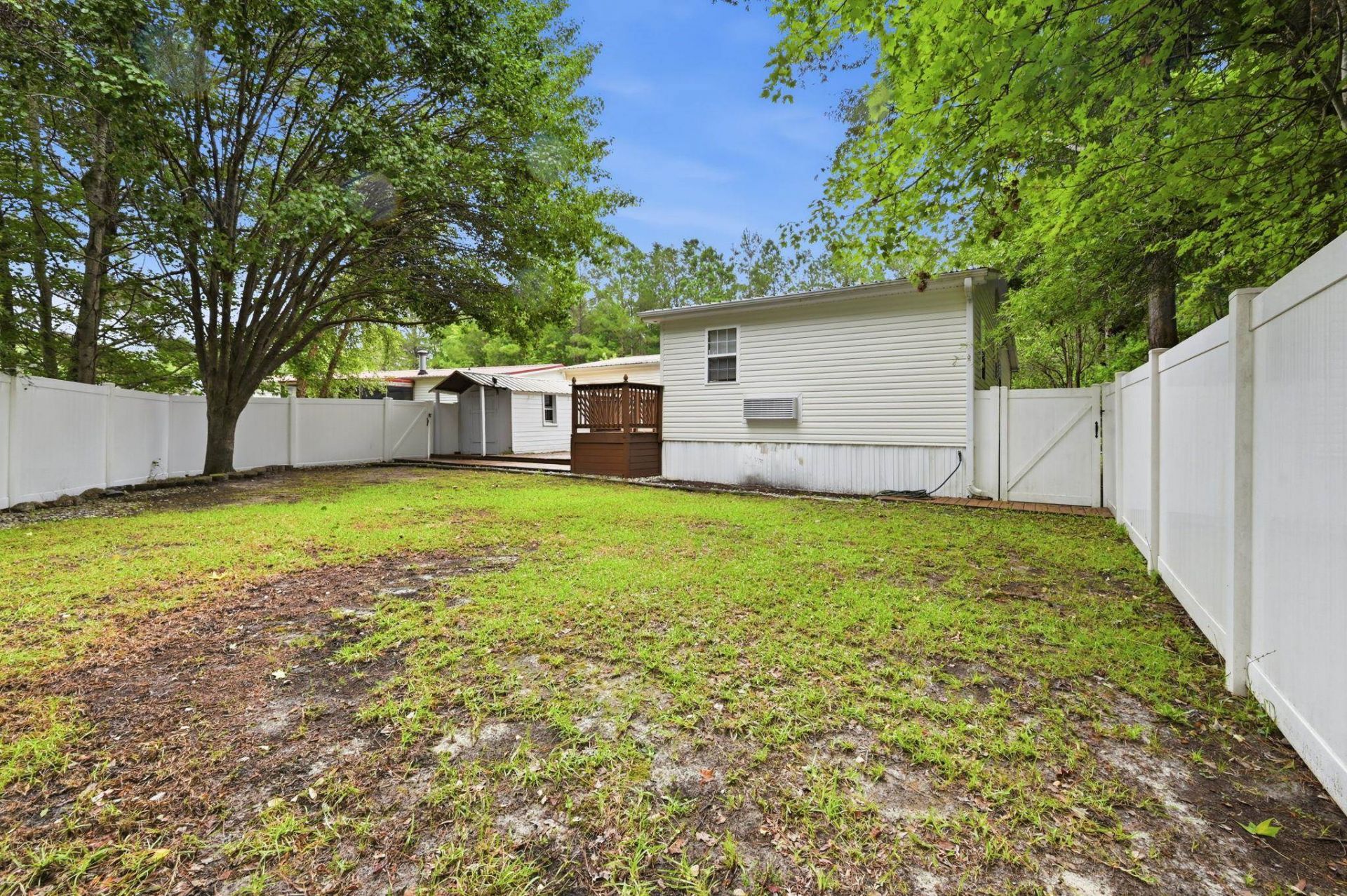 8011 Mclamb Dr. Photo 41