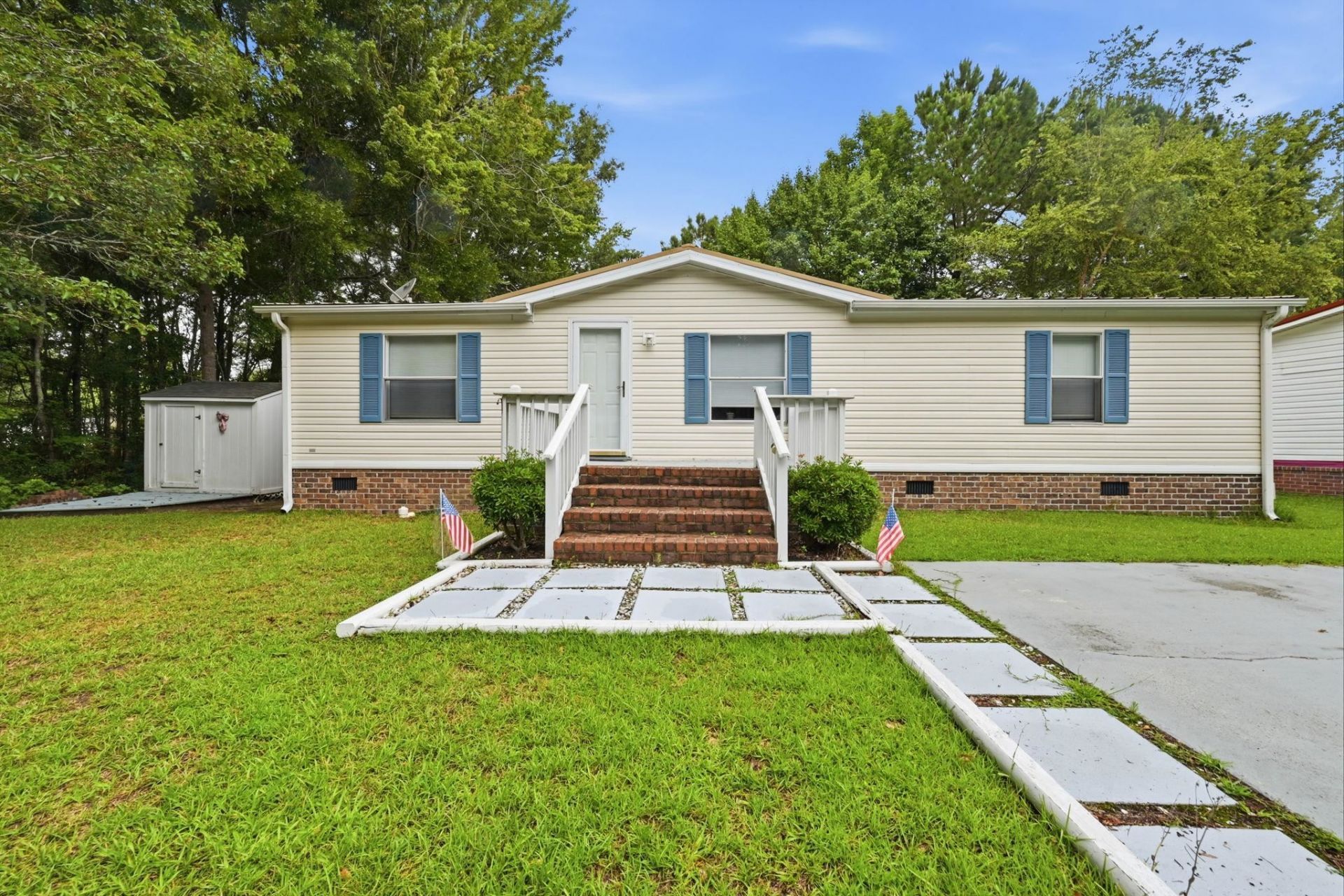 8011 Mclamb Dr. Photo 43