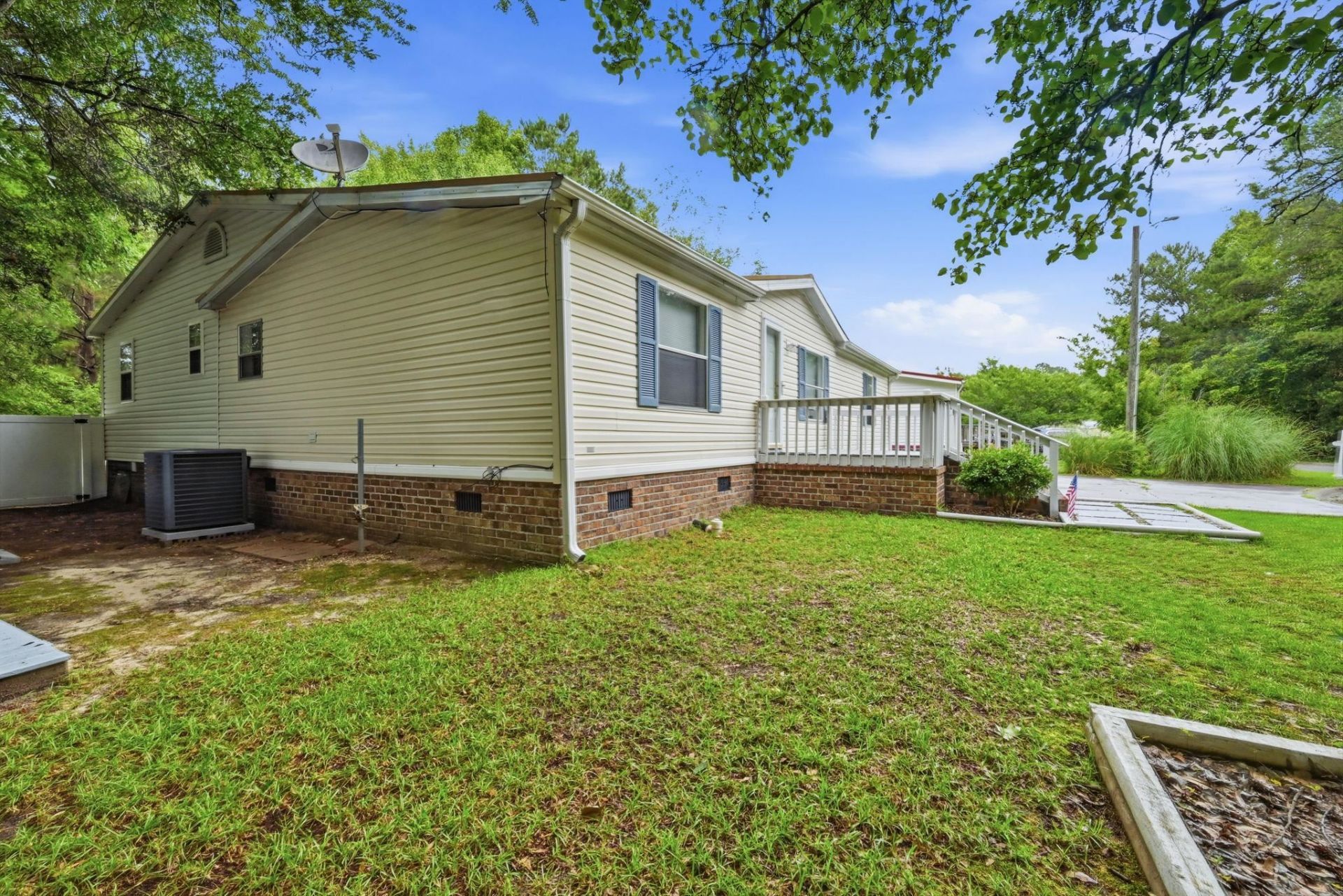 8011 Mclamb Dr. Photo 44
