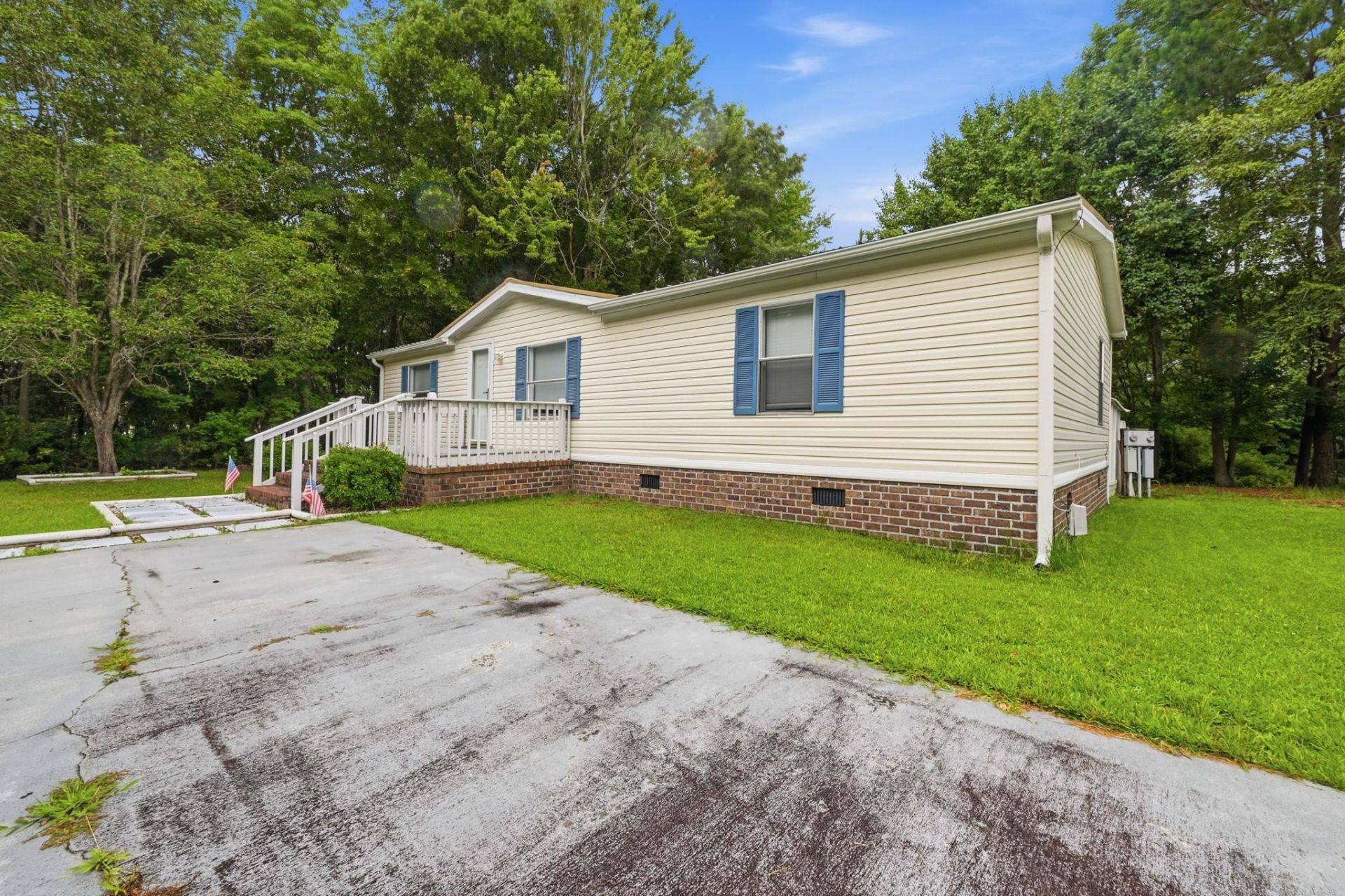 8011 Mclamb Dr. Photo 47