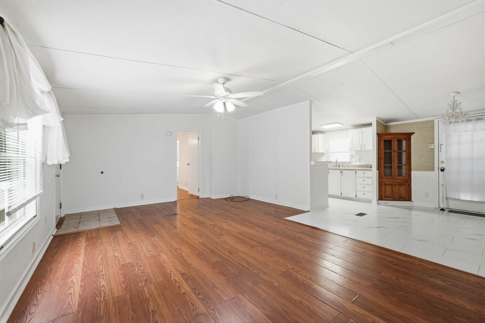 8011 Mclamb Dr. Photo 5