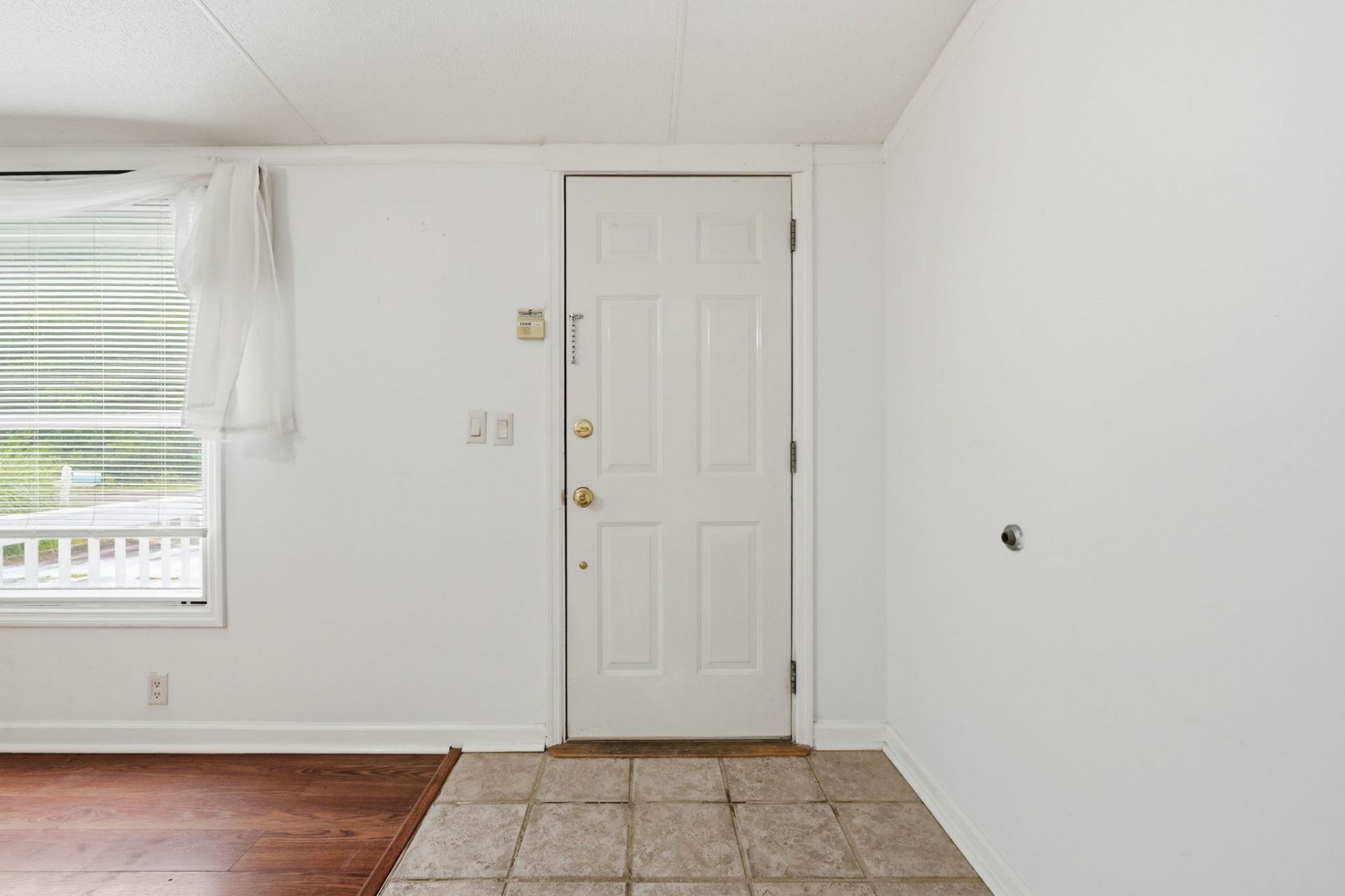 8011 Mclamb Dr. Photo 6