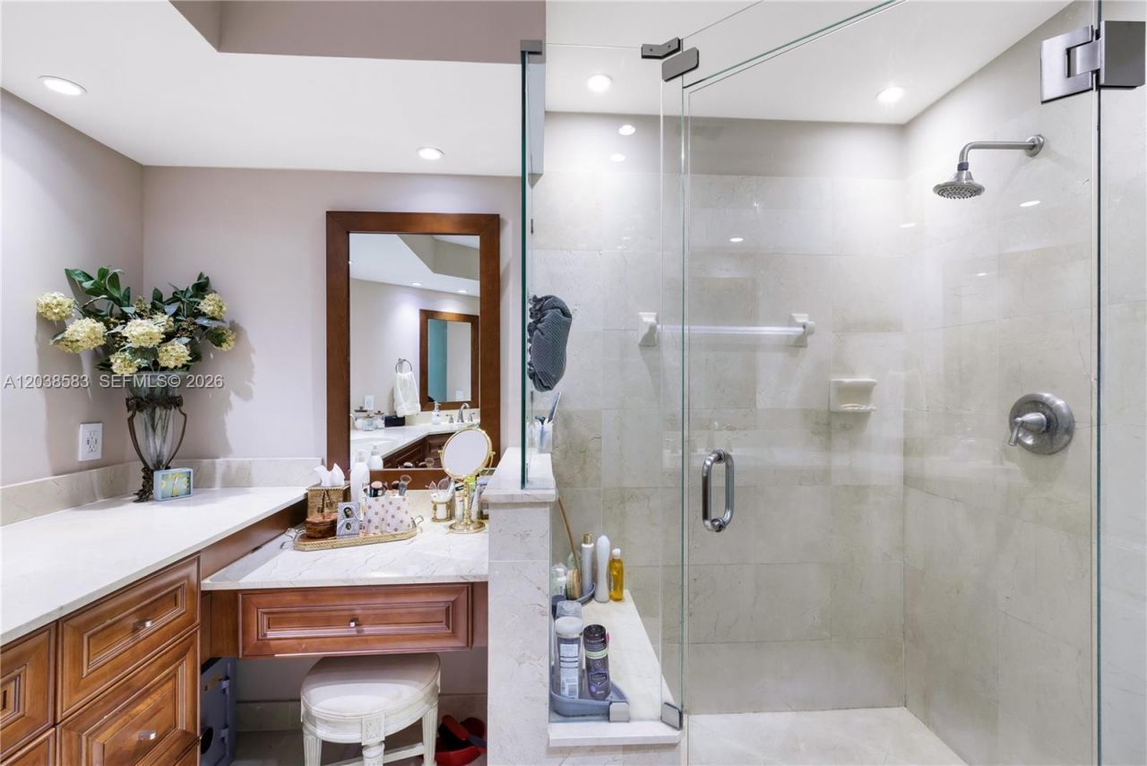 888 Brickell Key Dr , Unit 1010, Miami, FL 33131 Photo