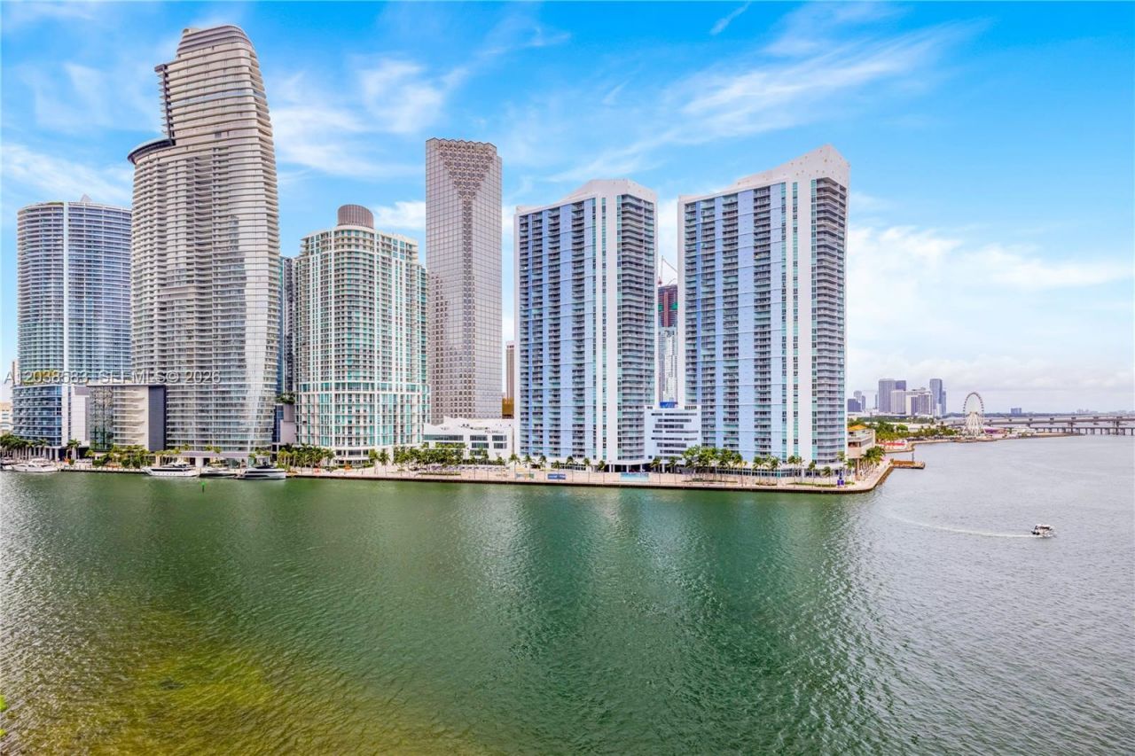 888 Brickell Key Dr , Unit 1010, Miami, FL 33131 Photo