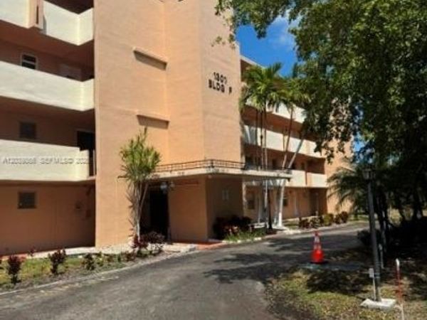 1301 NE 191st St , Unit F403, Miami, FL 33179
