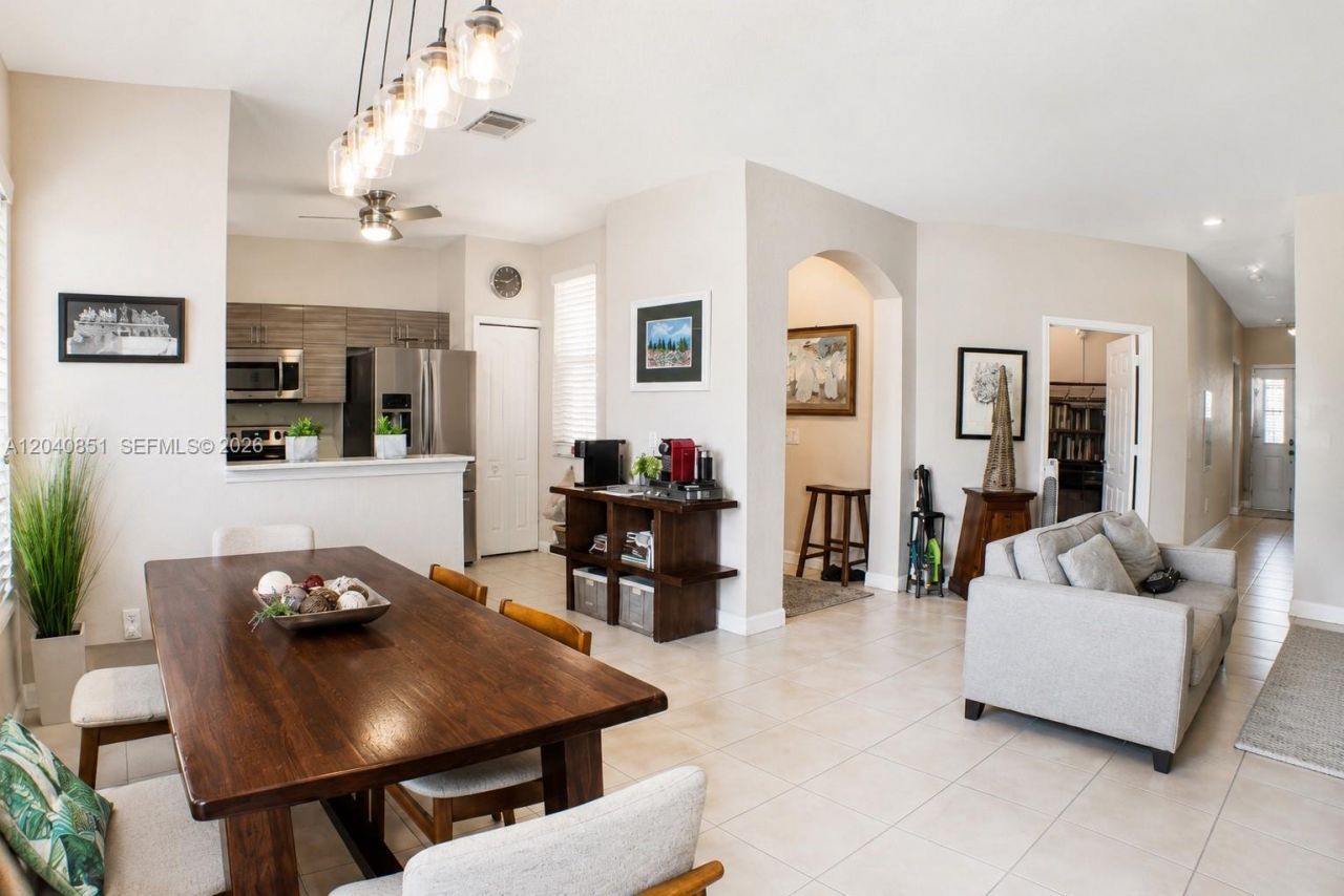 4301 SW 160th Ave, Unit 101, Miramar, FL 33027 Photo