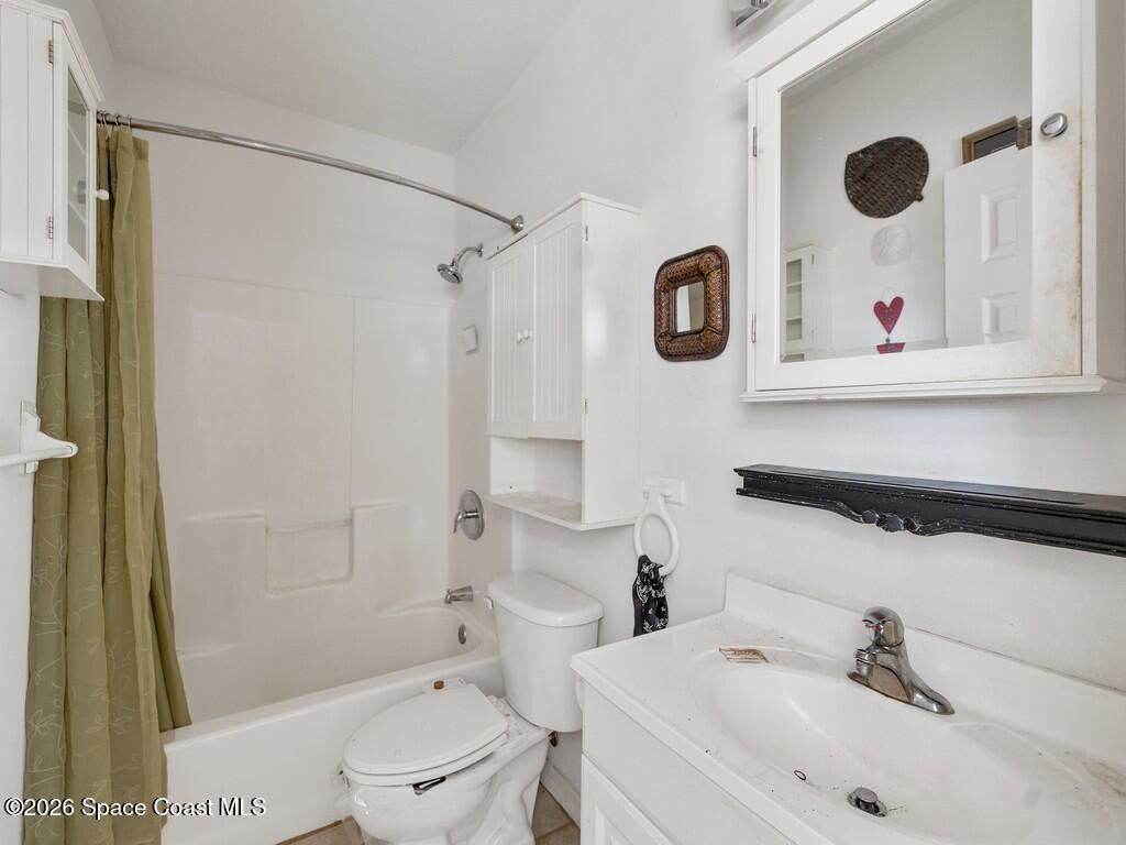 6055 7th Place, Vero Beach, FL 32968 Photo