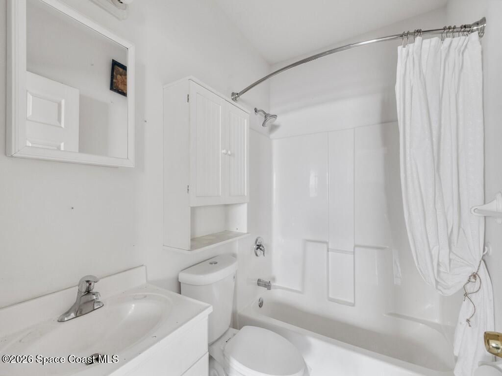 6055 7th Place, Vero Beach, FL 32968 Photo