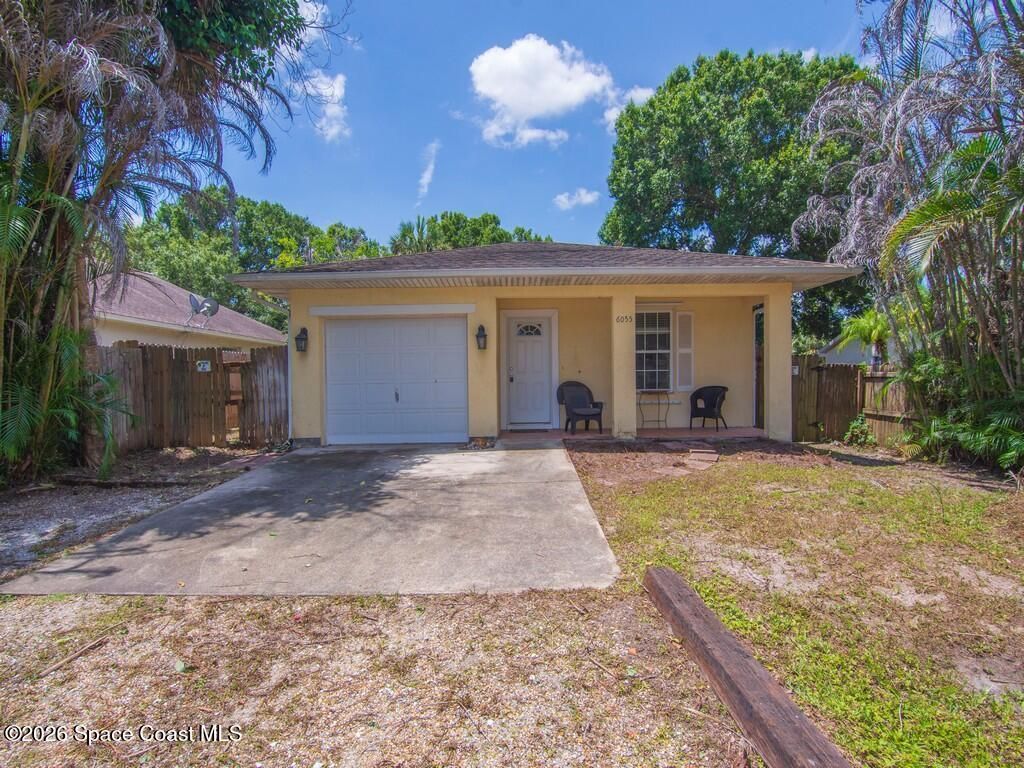 6055 7th Place, Vero Beach, FL 32968 Photo