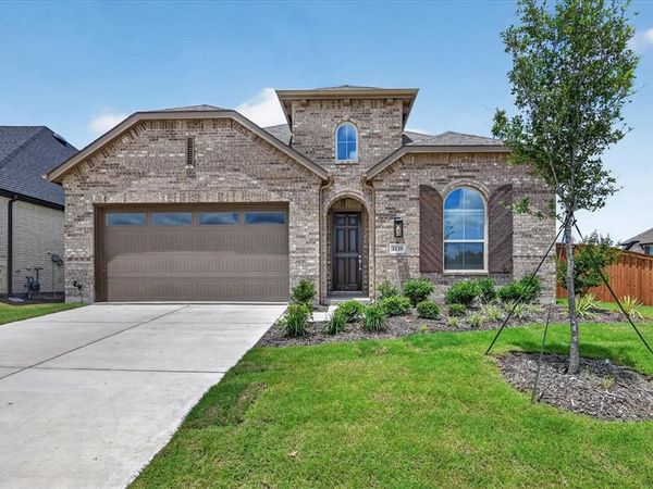 1139 Daphne Road, Fate, TX 75087