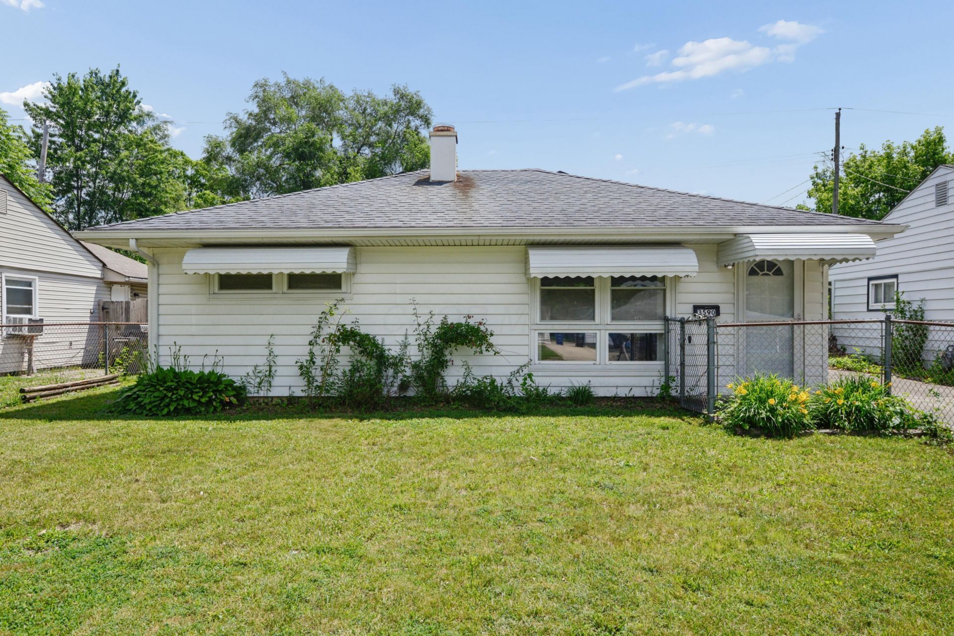 3590 Ontario Street, Columbus, OH 43224 Main Photo