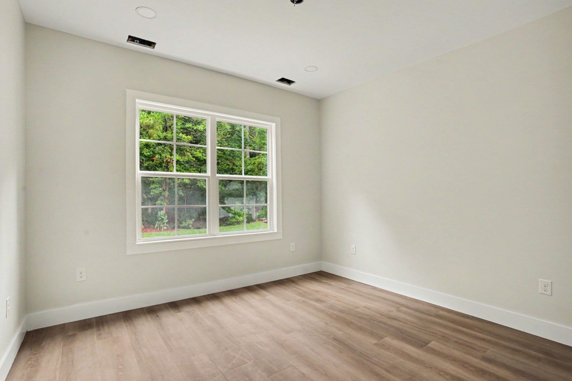 1251 Scenic Dr.  Photo 12