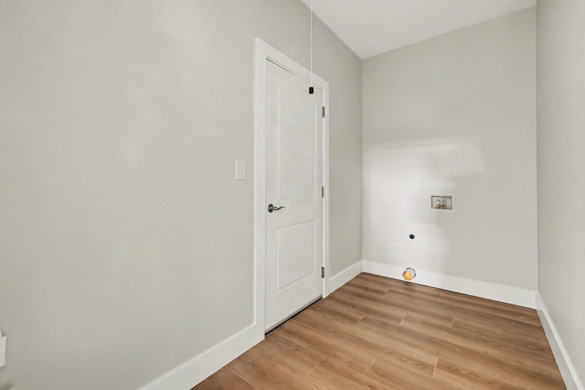 1251 Scenic Dr. Photo 27