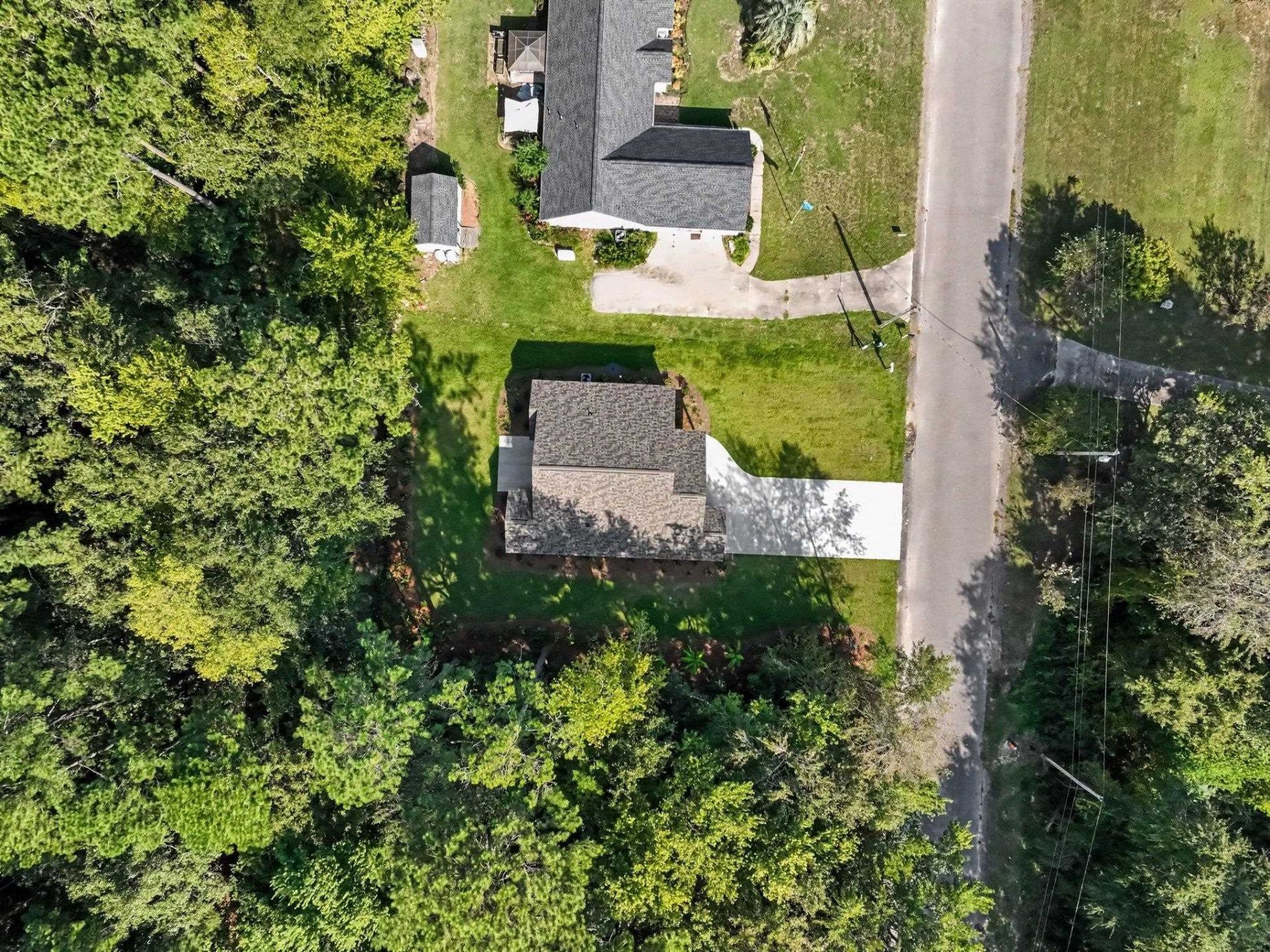 1251 Scenic Dr. Photo 35
