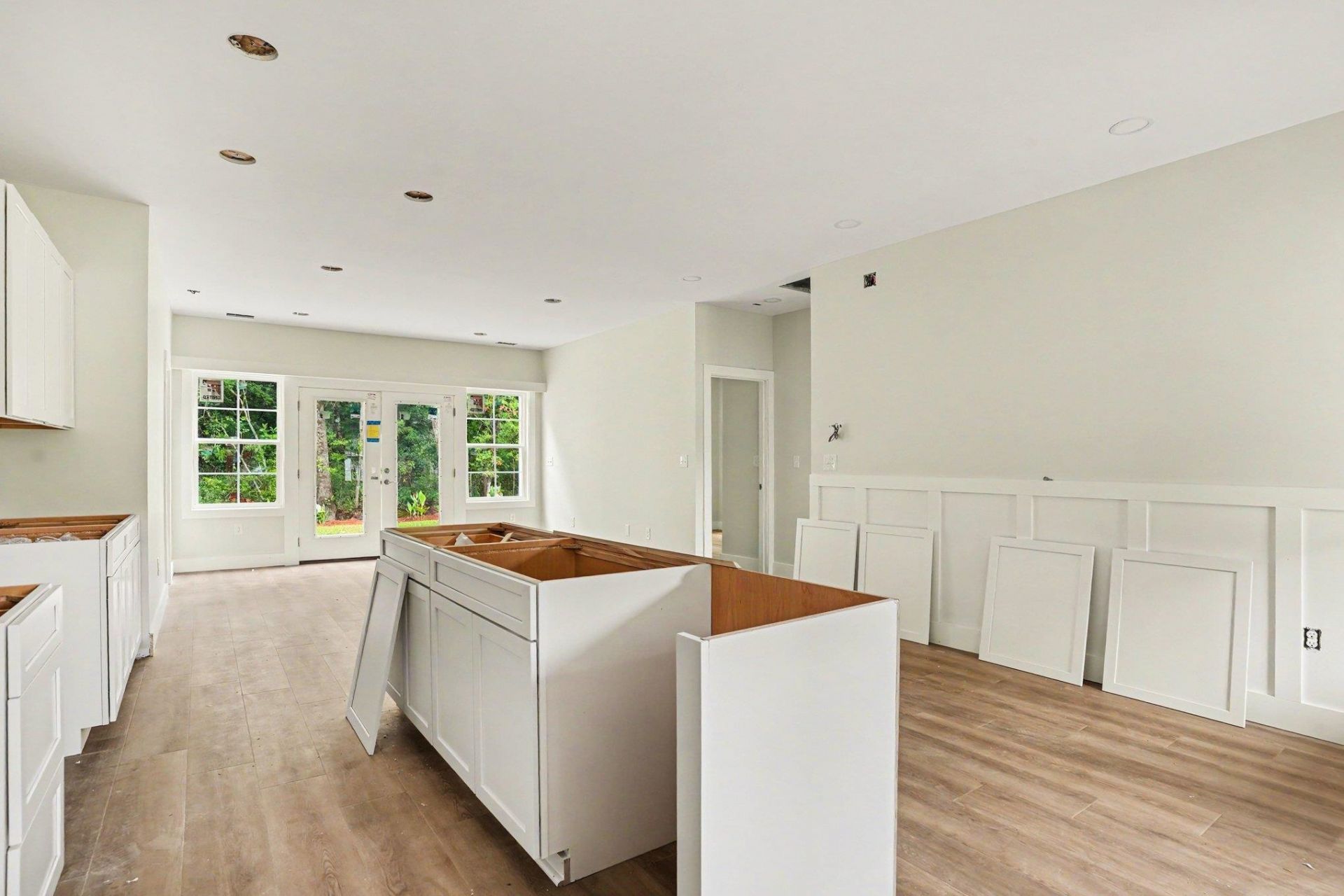 1251 Scenic Dr.  Photo 5