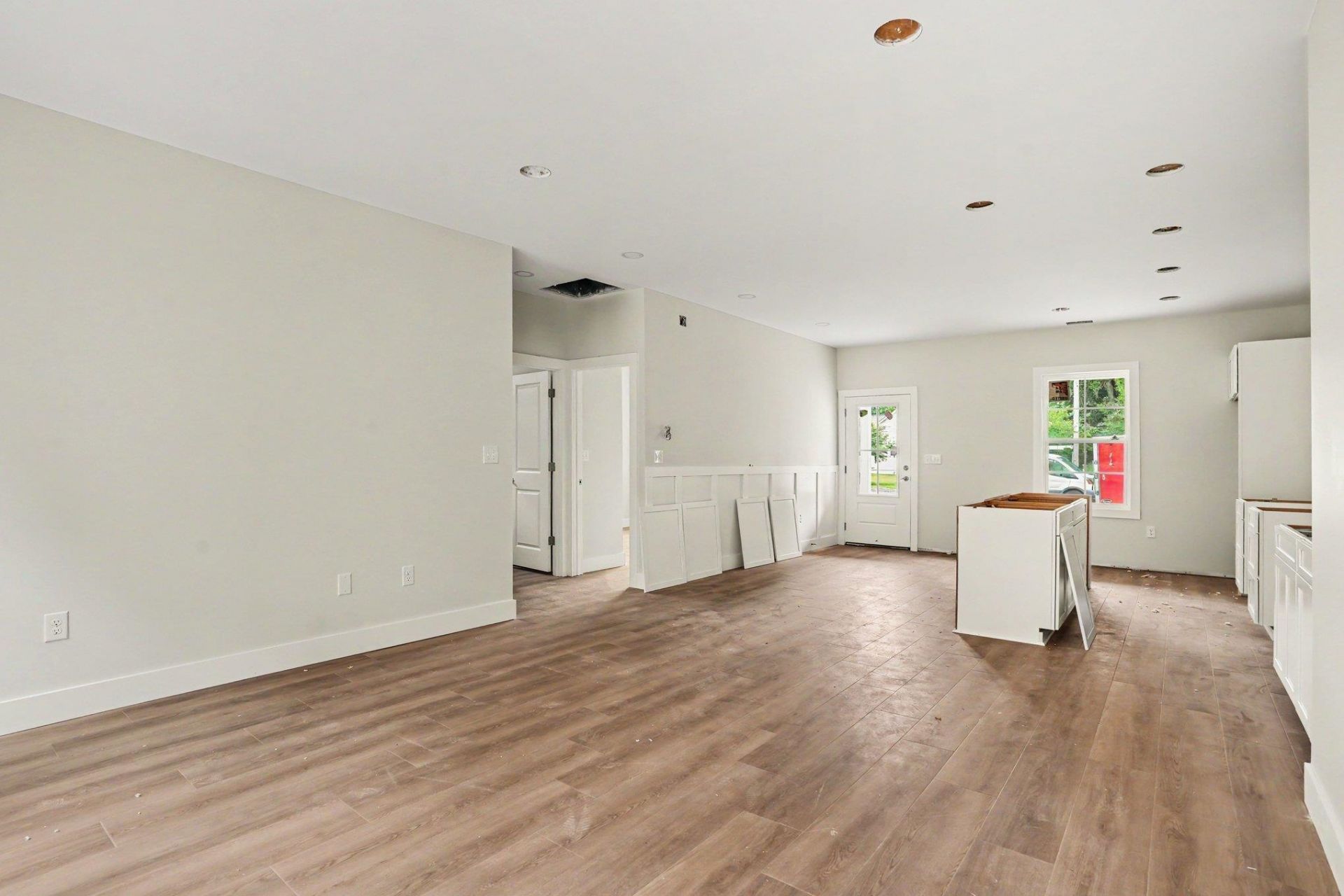 1251 Scenic Dr.  Photo 7
