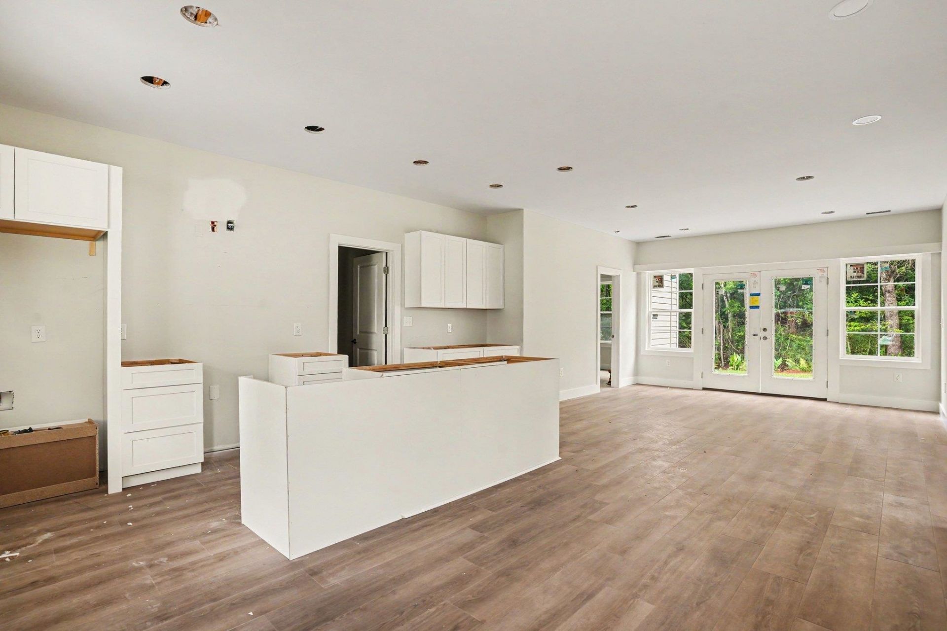 1251 Scenic Dr.  Photo 8