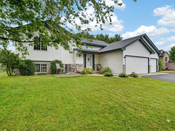 2761 88th Lane NE, Blaine, MN 55449