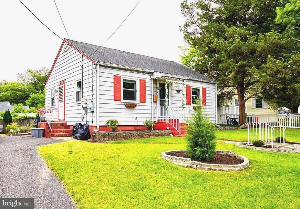 405 N Warwick Road, Lawnside, NJ 08045 Main Photo