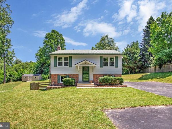 2811 GLASGOW WAY, CHESAPEAKE BEACH, MD 20732