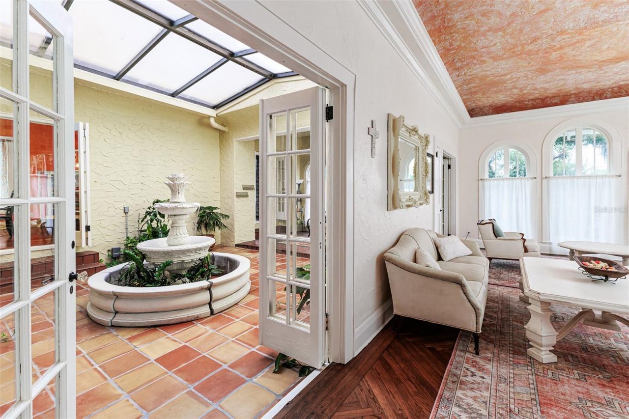 845 E Edgewood Drive , Lakeland, FL 33803 Photo