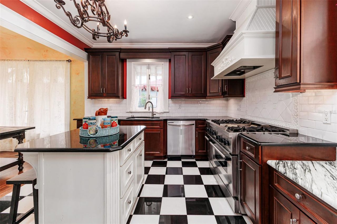 845 E Edgewood Drive , Lakeland, FL 33803 Photo