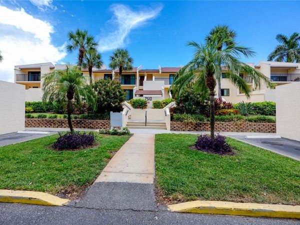 7510 SUNSHINE SKYWAY LANE S, Unit P4, ST PETERSBURG, FL 33711