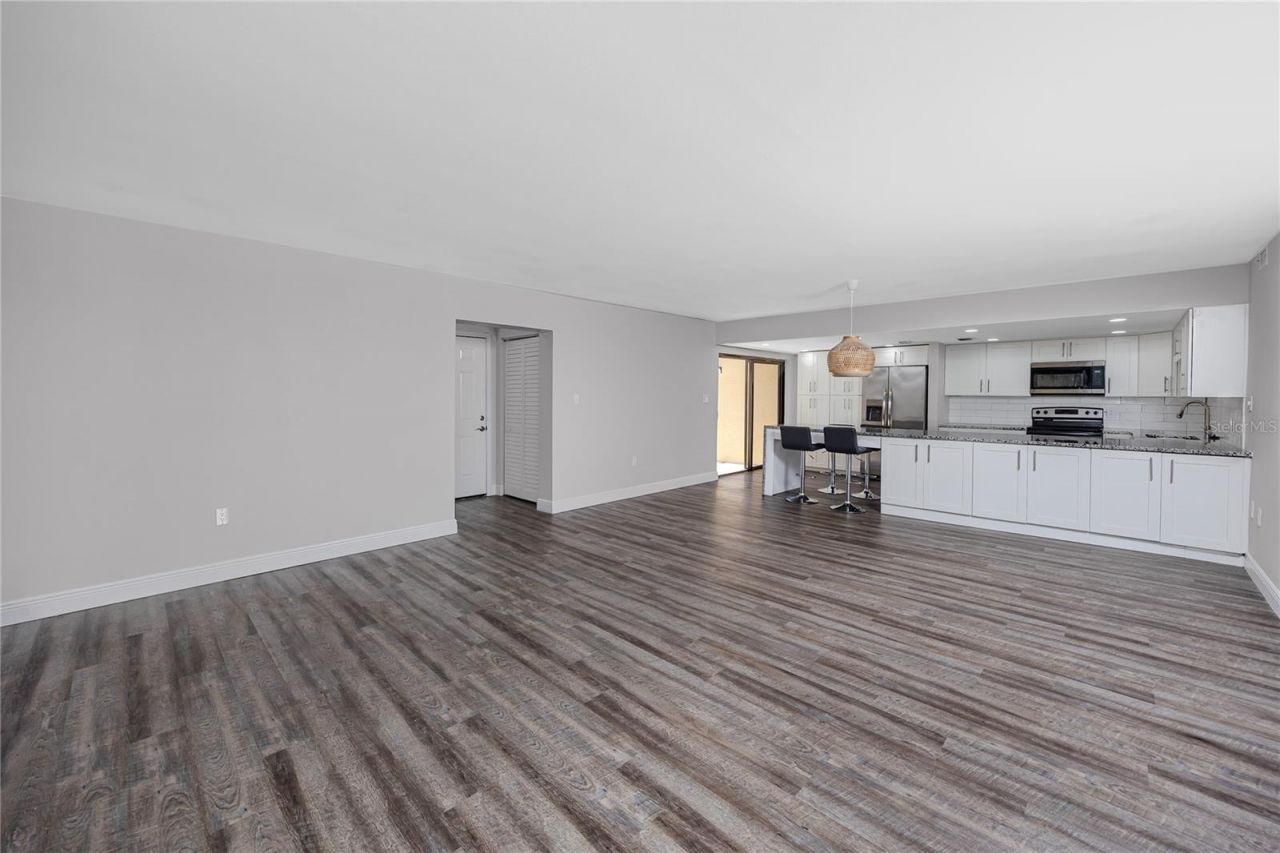 7510 Sunshine Skyway Lane S, Unit P4, Saint Petersburg, FL 33711 Photo