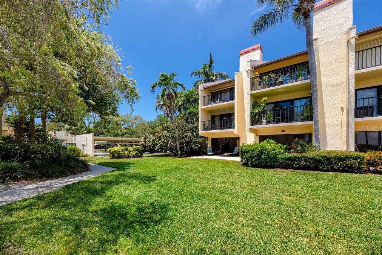 7510 Sunshine Skyway Lane S, Unit P4, Saint Petersburg, FL 33711 Photo