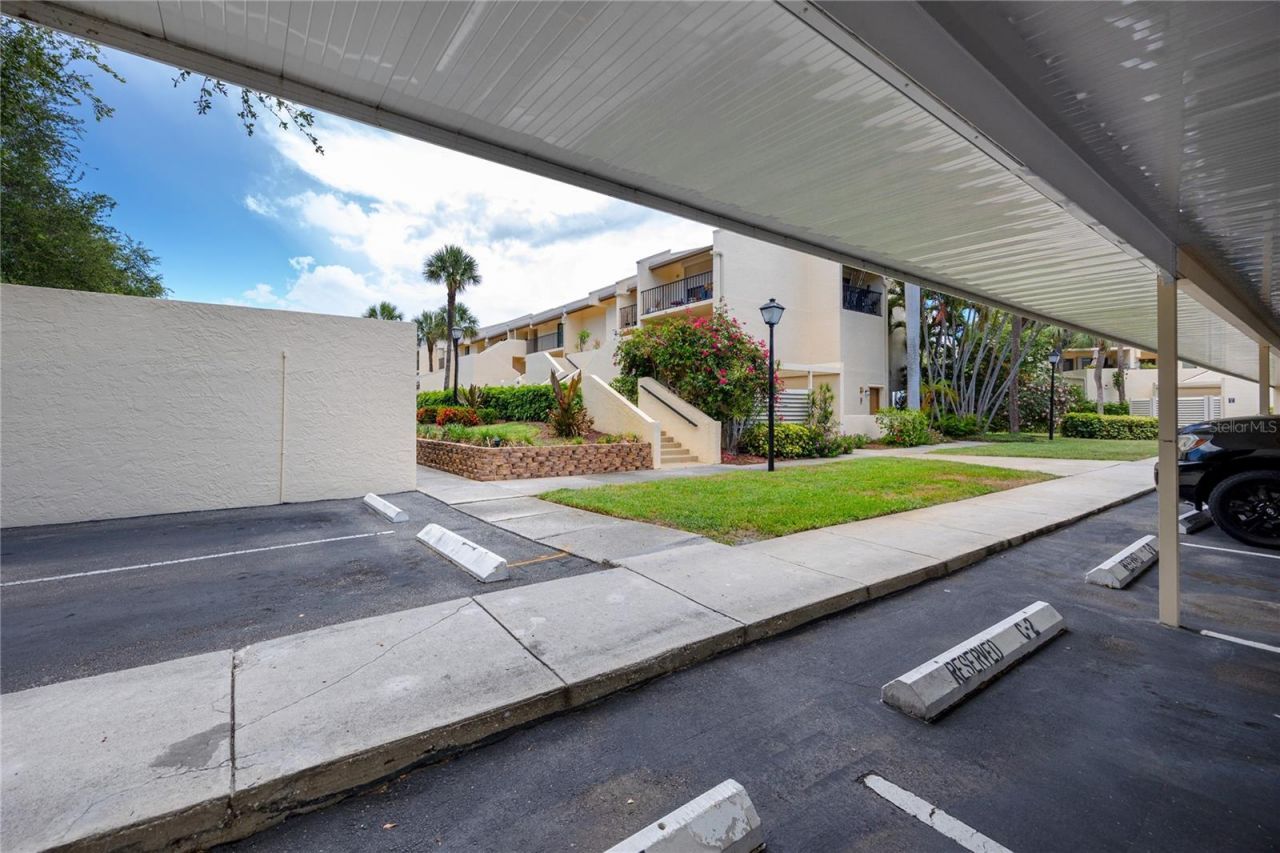 7510 Sunshine Skyway Lane S, Unit P4, Saint Petersburg, FL 33711 Photo