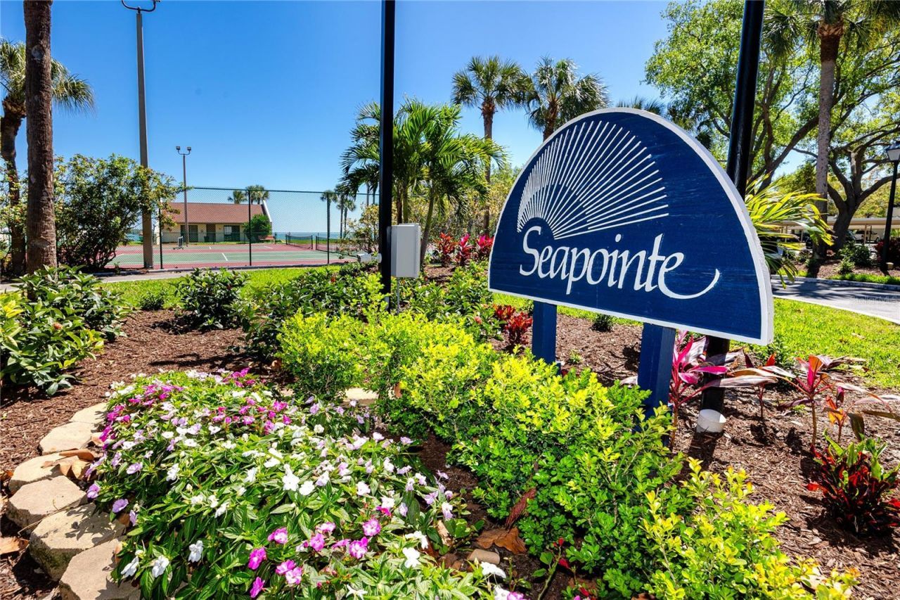 7510 Sunshine Skyway Lane S, Unit P4, Saint Petersburg, FL 33711 Photo