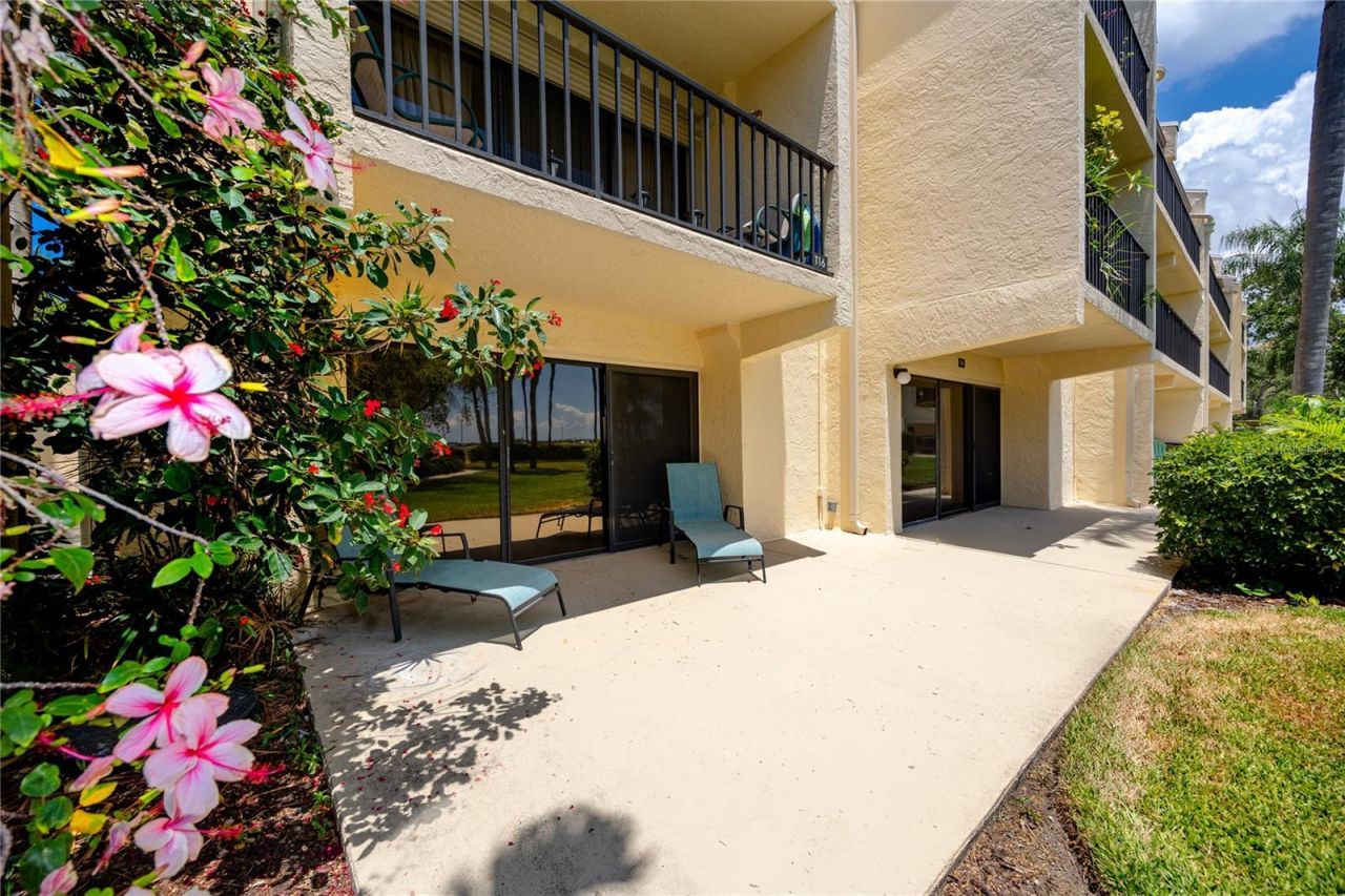 7510 Sunshine Skyway Lane S, Unit P4, Saint Petersburg, FL 33711 Photo