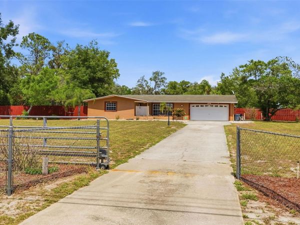 10744 OSCEOLA DRIVE , NEW PORT RICHEY, FL 34654