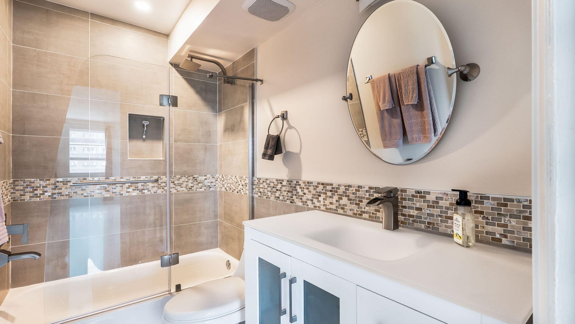 133 N Pompano Beach Boulevard, Unit 204, Pompano Beach, FL 33062 Photo