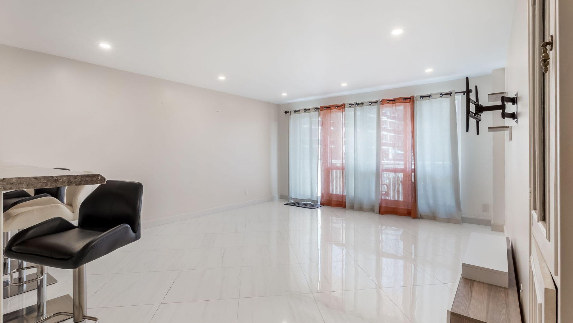 133 N Pompano Beach Boulevard, Unit 204, Pompano Beach, FL 33062 Photo