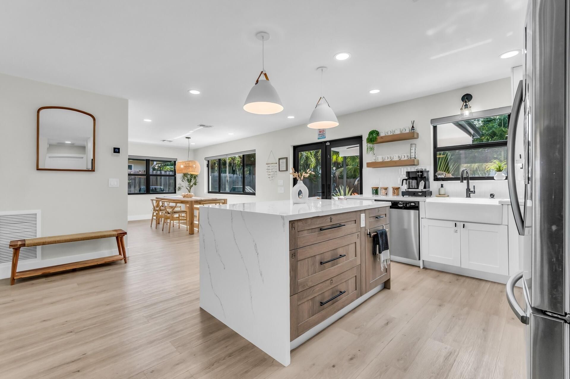300 SE 8th Avenue, Deerfield Beach, FL 33441 Photo