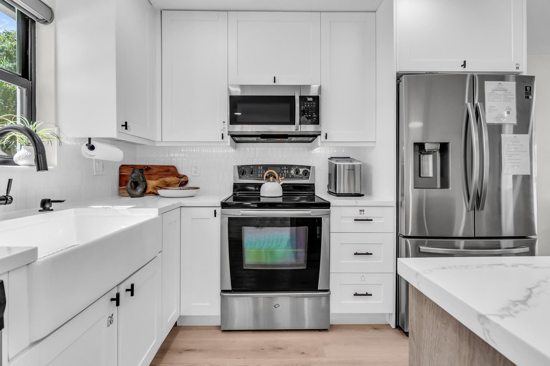 300 SE 8th Avenue, Deerfield Beach, FL 33441 Photo