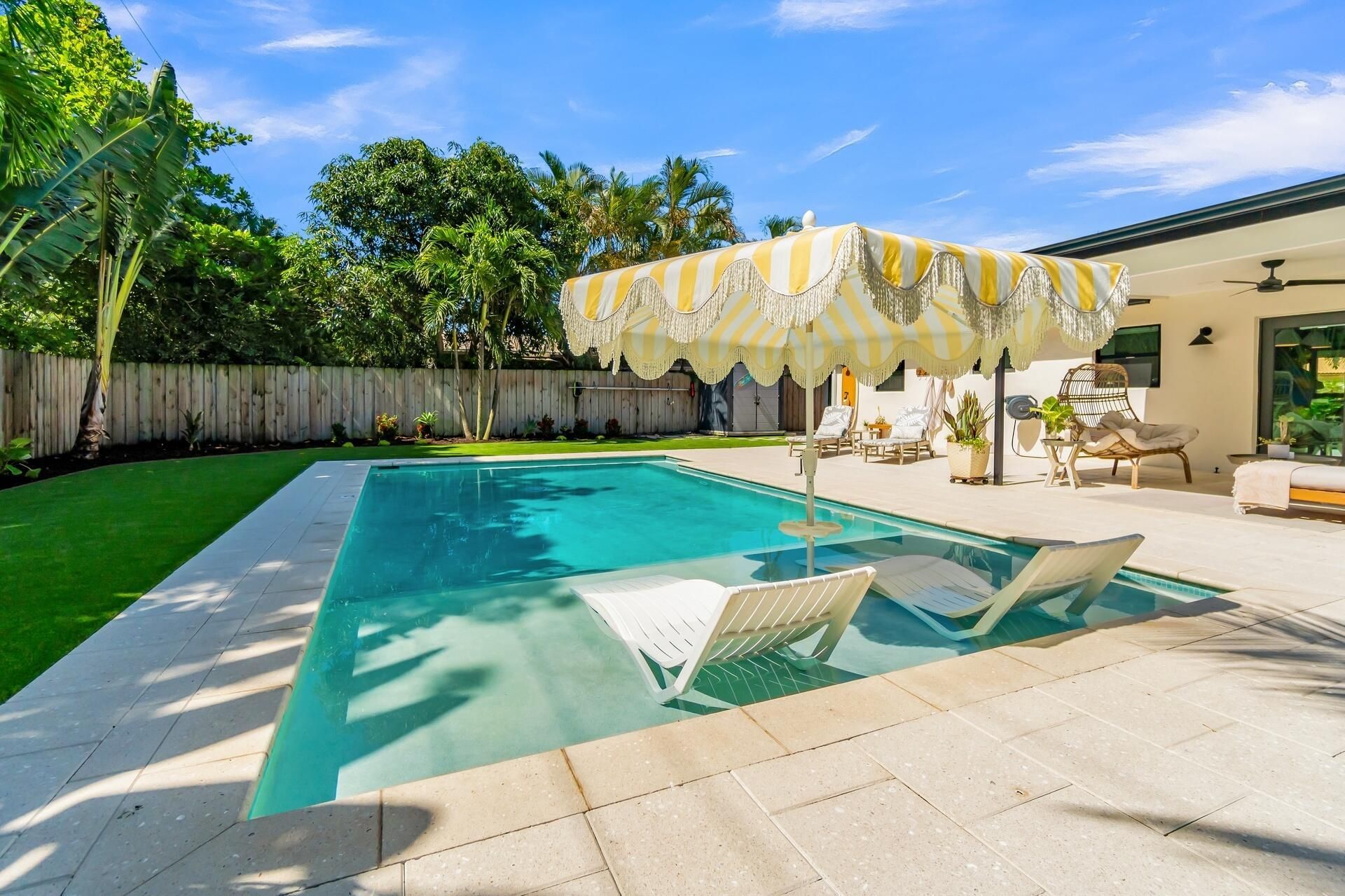 300 SE 8th Avenue, Deerfield Beach, FL 33441 Photo