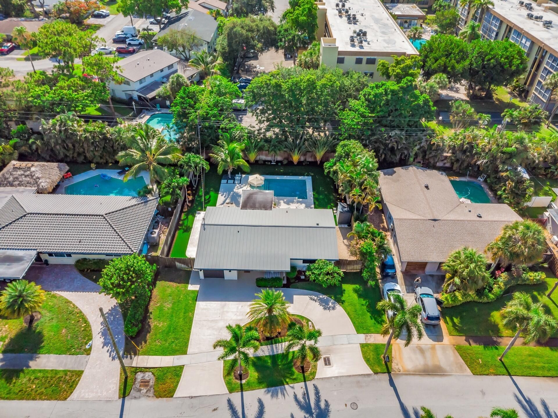 300 SE 8th Avenue, Deerfield Beach, FL 33441 Photo